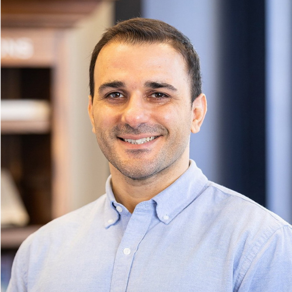 photo of Dr. Erfan Saidi Moqadam